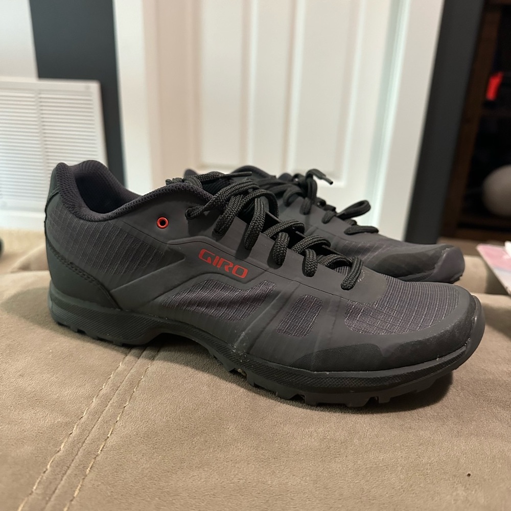 Giro Gauge Women’s Bike shoes size 8.5
